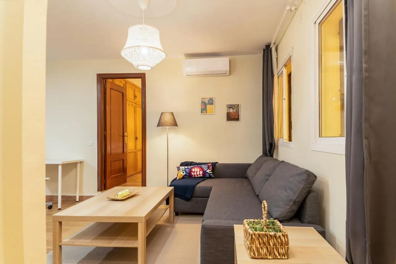 Apartment Holidays2Malaga Feijoo Stay Local Close To City Center In A Quiet Area.